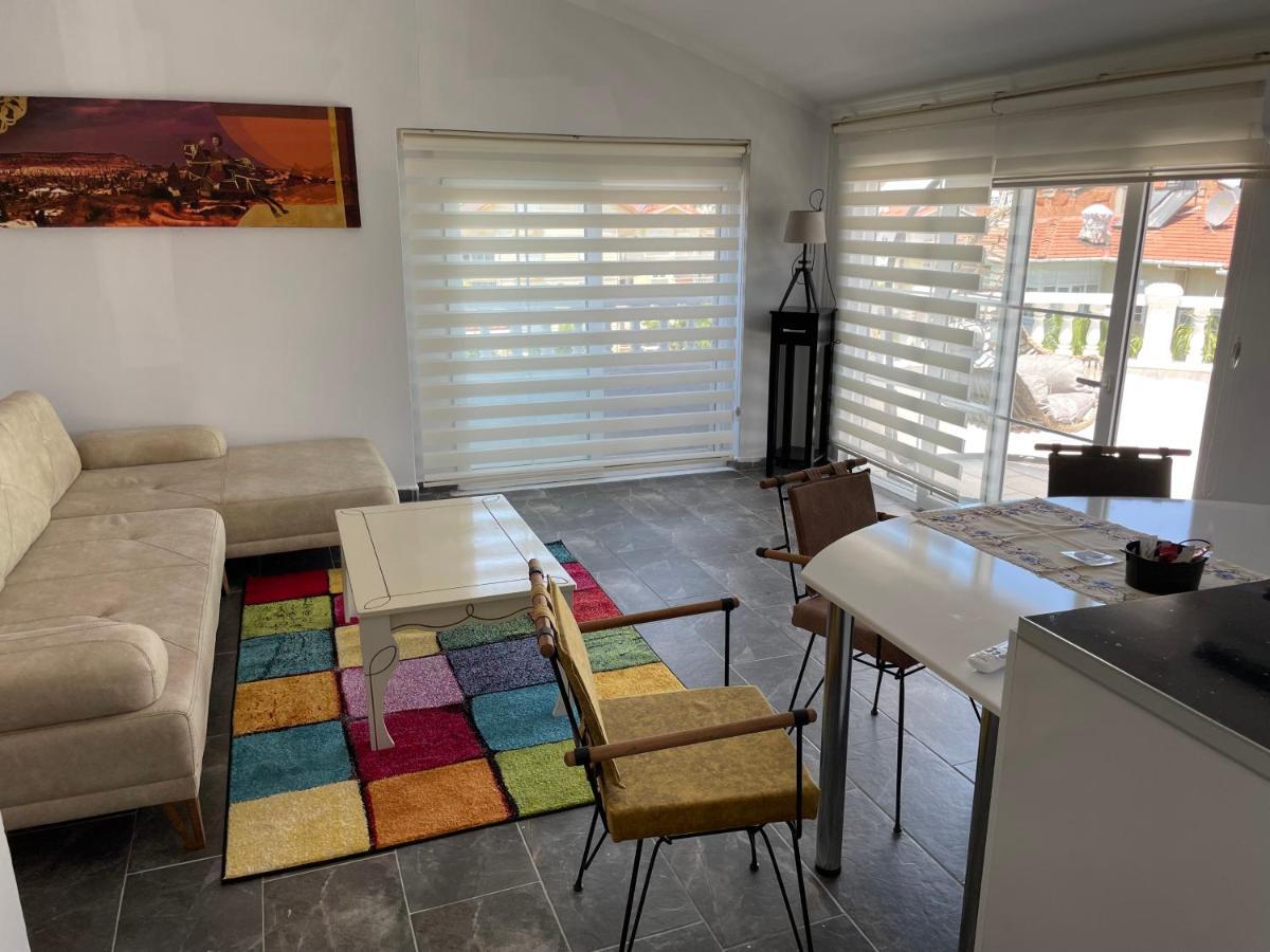 Belka Golf Poolside Deluxe Apartment